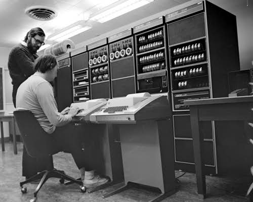 richie-n-thompson-pdp-11.png